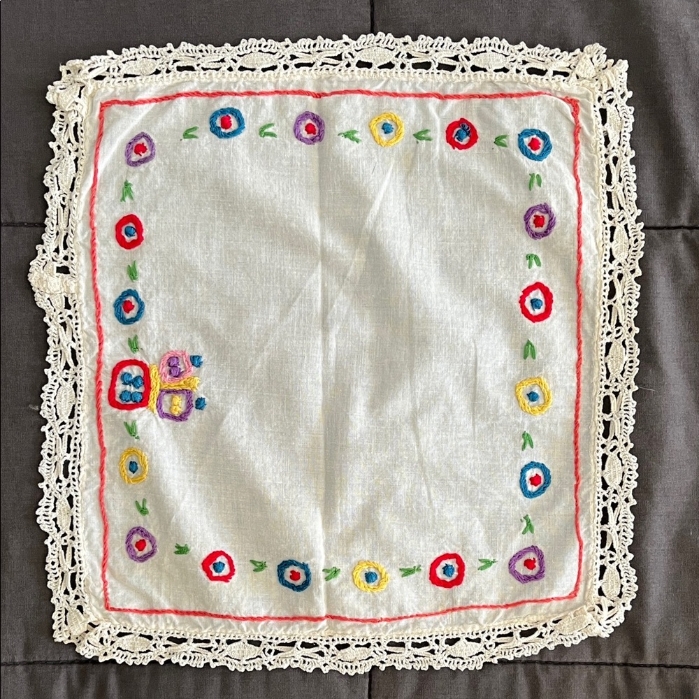 Embroidered Floral Lace Napkins